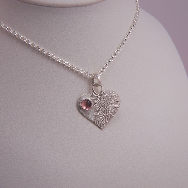 Preview: Herz Anhänger mit Erbskette